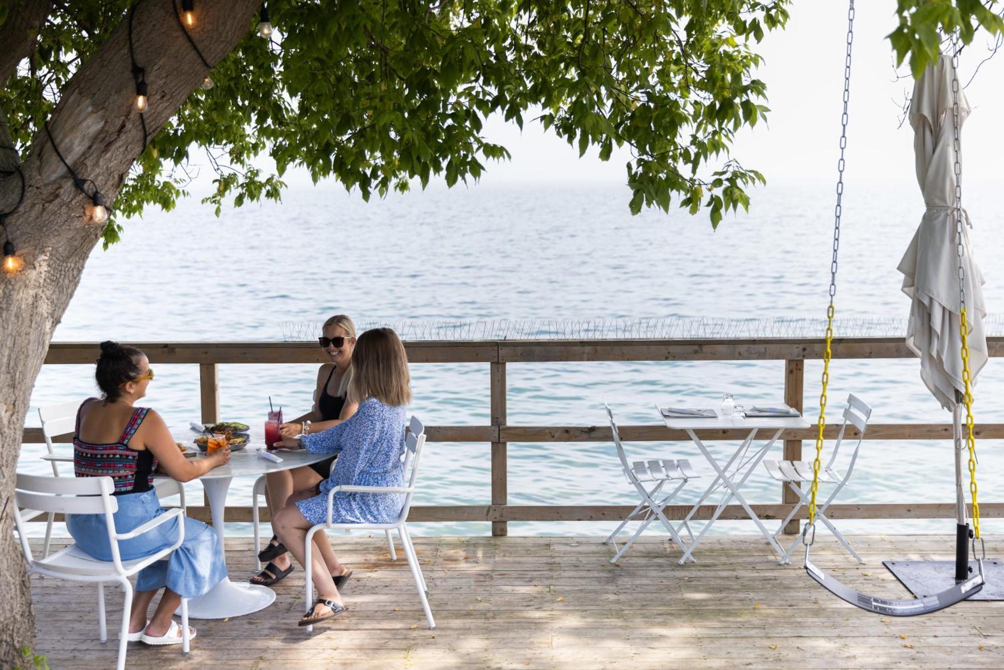 The Lakeside Prince Edward County Wellington Ngoại thất bức ảnh